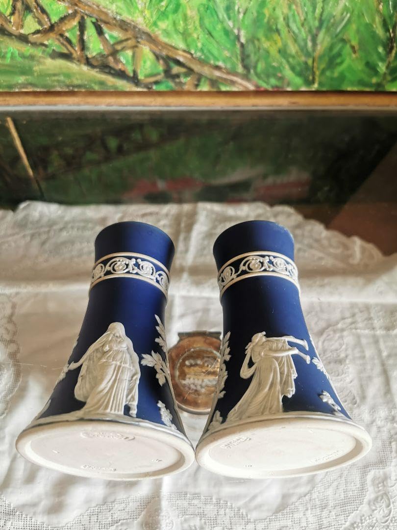 アンティーク英国 アダムスジャスパー カメオ技法 ラッパと供物の女性像のベース Amazon.co.jp: アンティーク英国 アダムスジャスパー カメオ技法